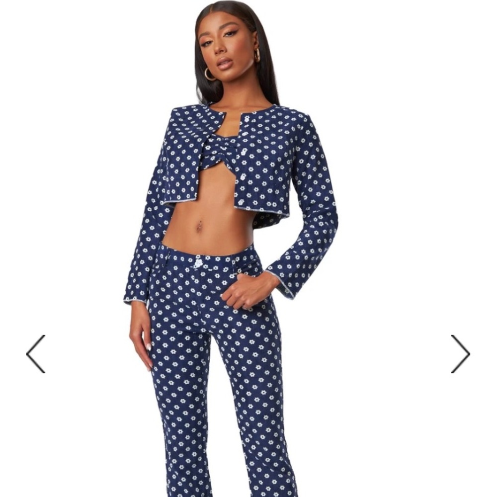 Size Small Sunny Set (Cardigan, Tube Top, & Pants) from The Kript - Worn Once.